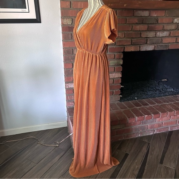 Baltic Born Athena Pleated Maxi Dress in Saffron Rust Sz M - Picture 4 of 8